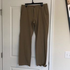 Under Armour golf pants